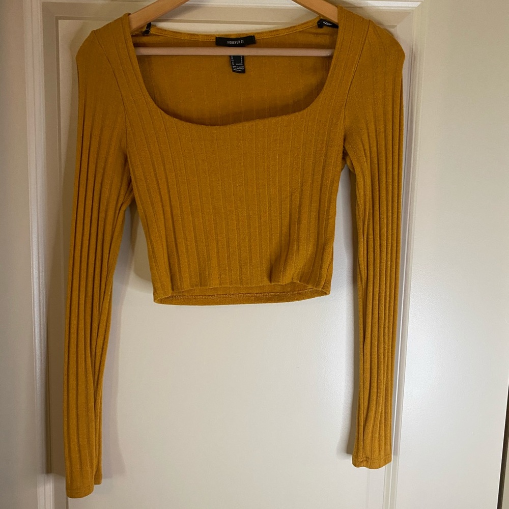 Long sleeve cropped forever 21 top